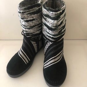 🆕Knit Fabric Pull On Nepal Boot